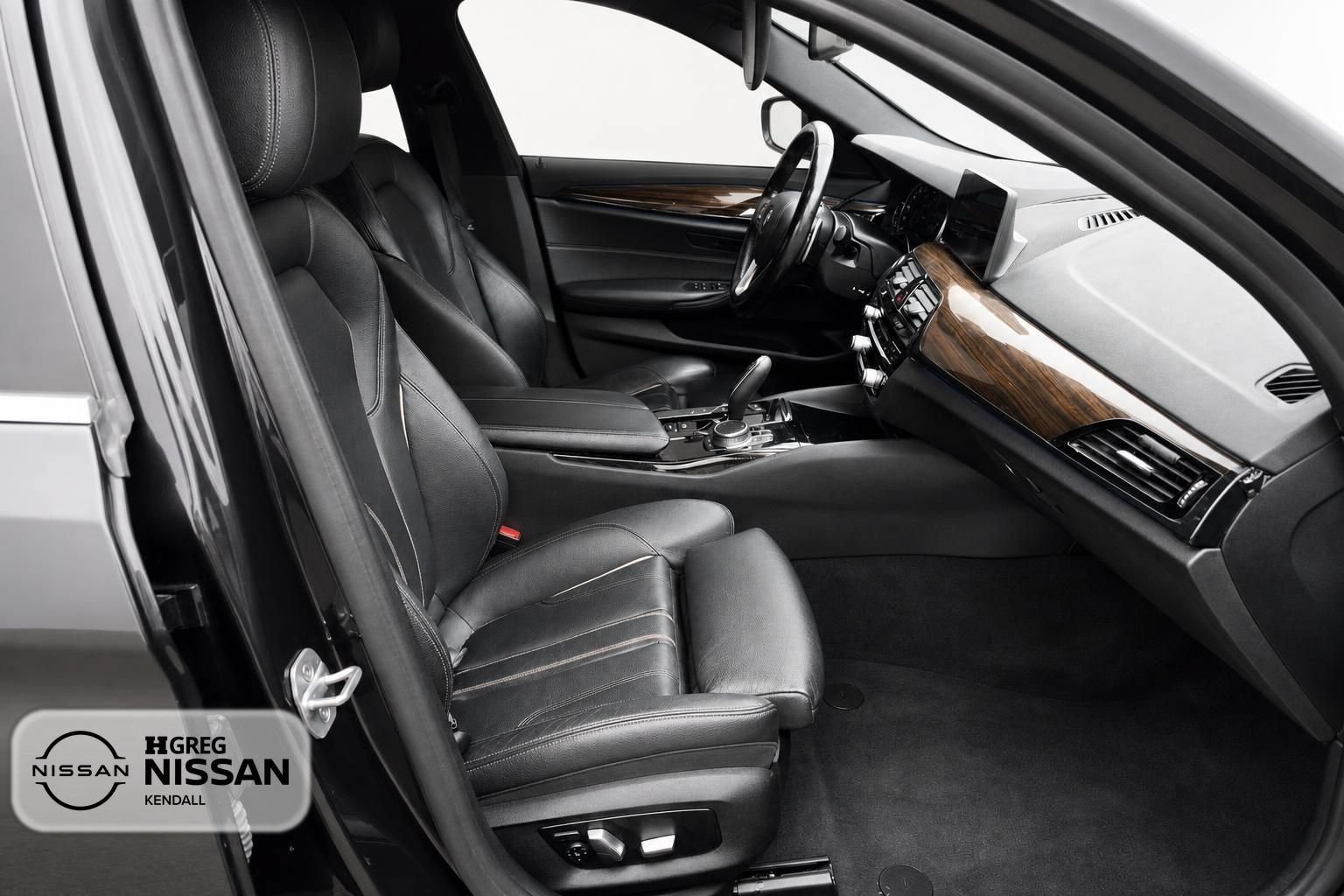 Used 2018 BMW 530e w/ Premium Package 2 RWD image 11