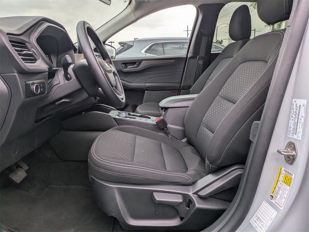 Used 2025 Ford Escape Active image 24