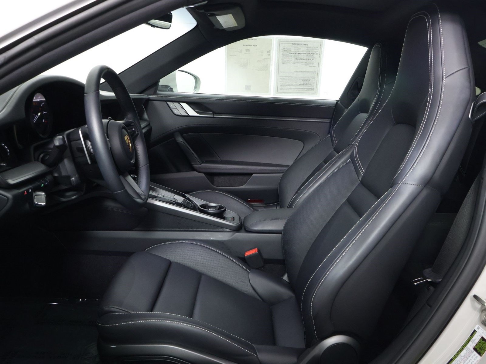 Certified 2024 Porsche 911 Carrera RWD image 5