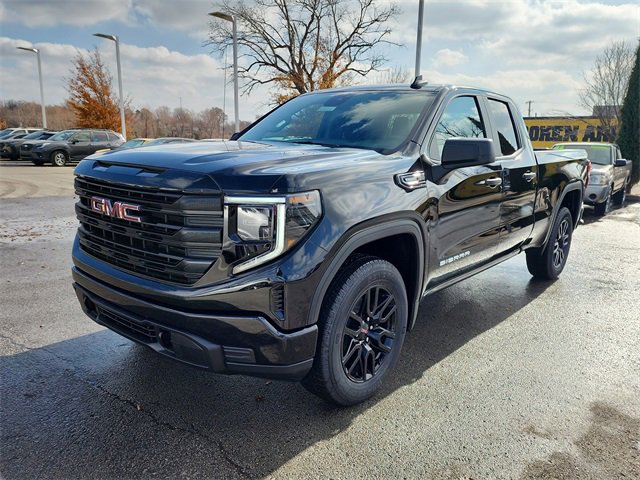 New 2026 GMC Sierra 1500 Pro w/ Graphite Edition image 7