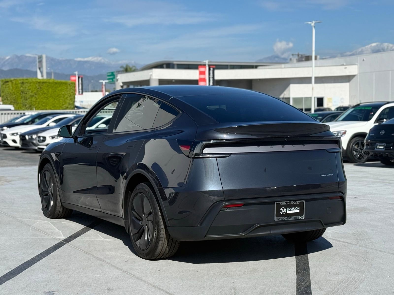 Used 2026 Tesla Model Y Long Range image 9