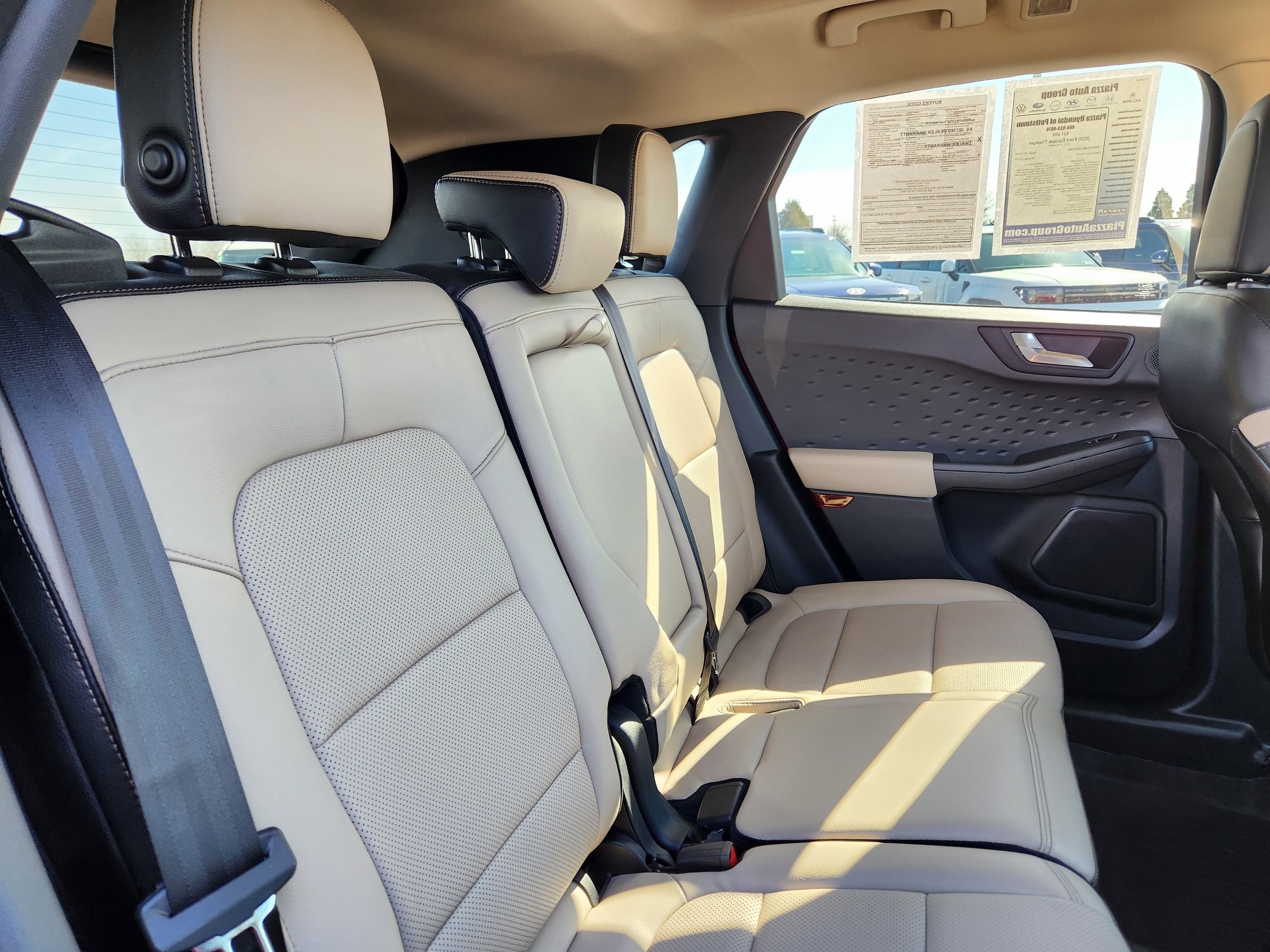 Used 2020 Ford Escape Titanium image 15