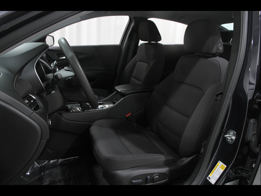 Used 2022 Chevrolet Malibu LT FWD image 5