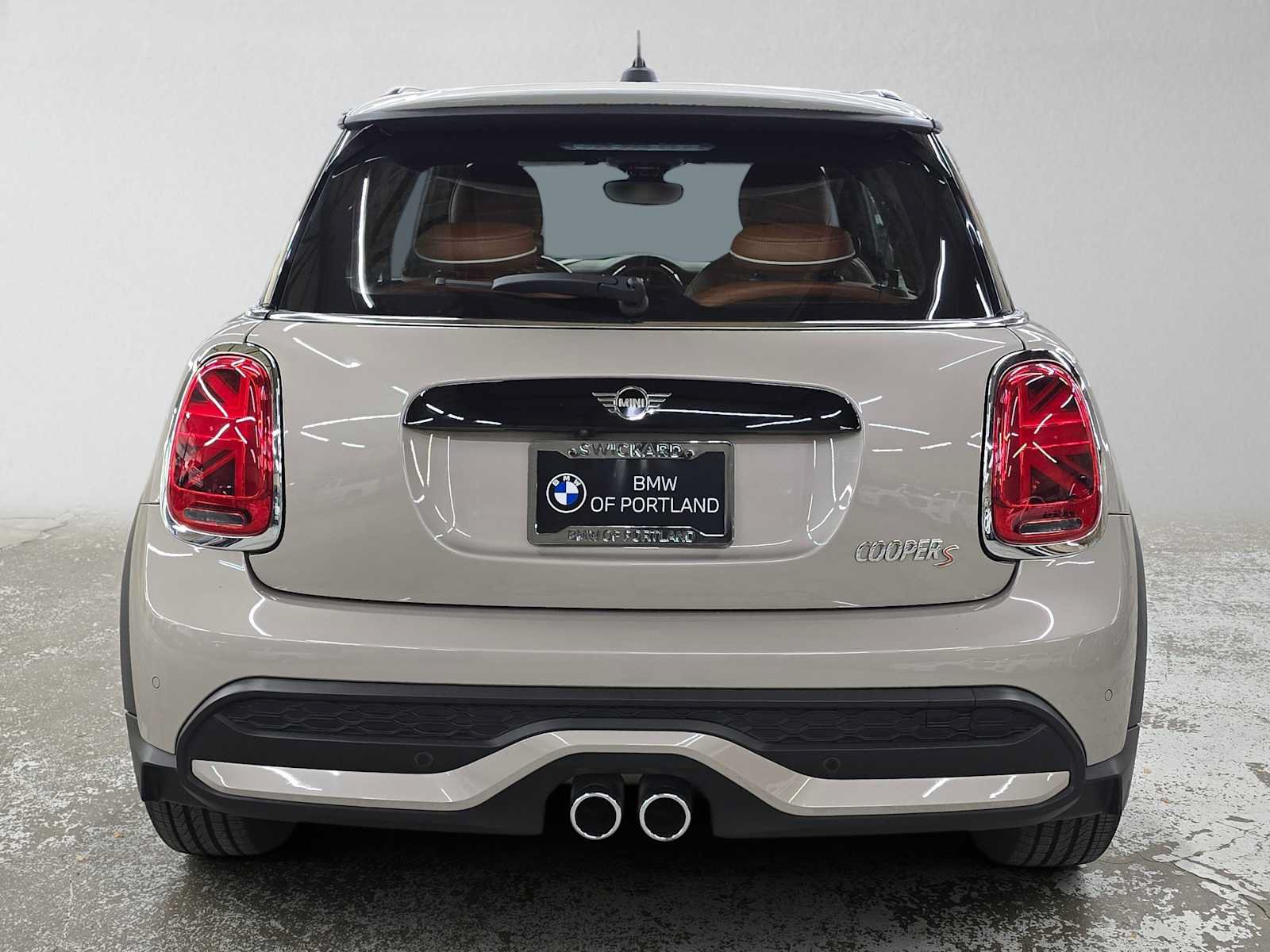 Used 2022 MINI Cooper S w/ Driver Assistance Package FWD image 4