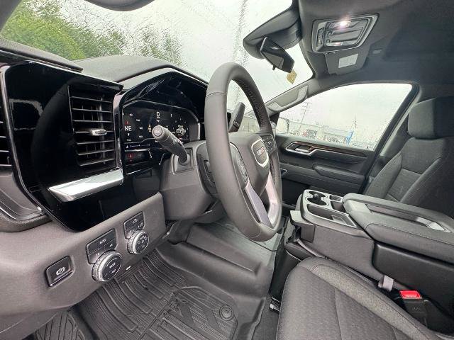 New 2025 GMC Sierra 1500 Elevation image 17