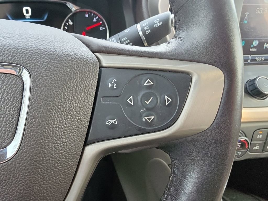 Used 2017 GMC Acadia Denali w/ Technology Package image 11