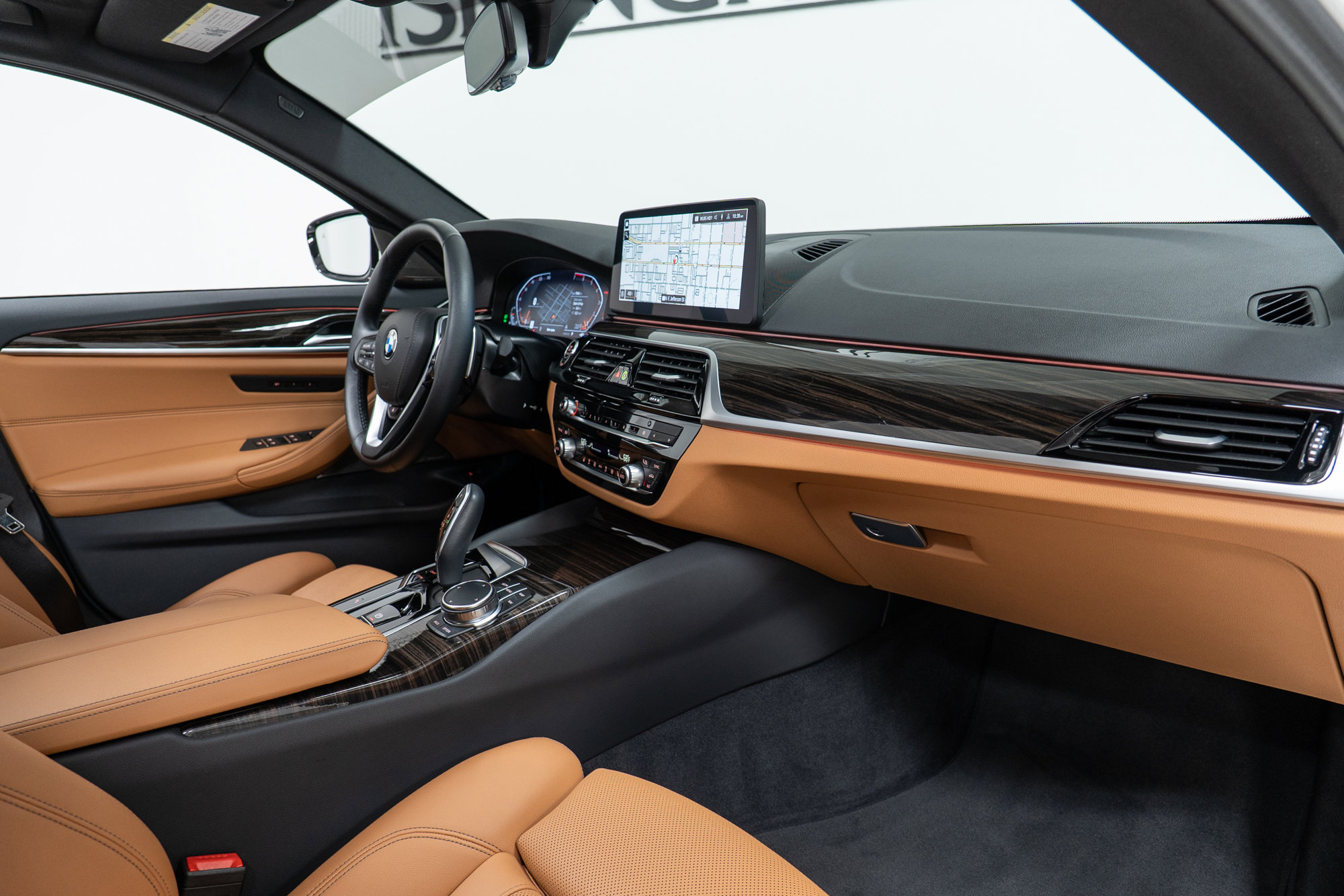 Certified 2023 BMW 530i xDrive w/ Premium Package image 21