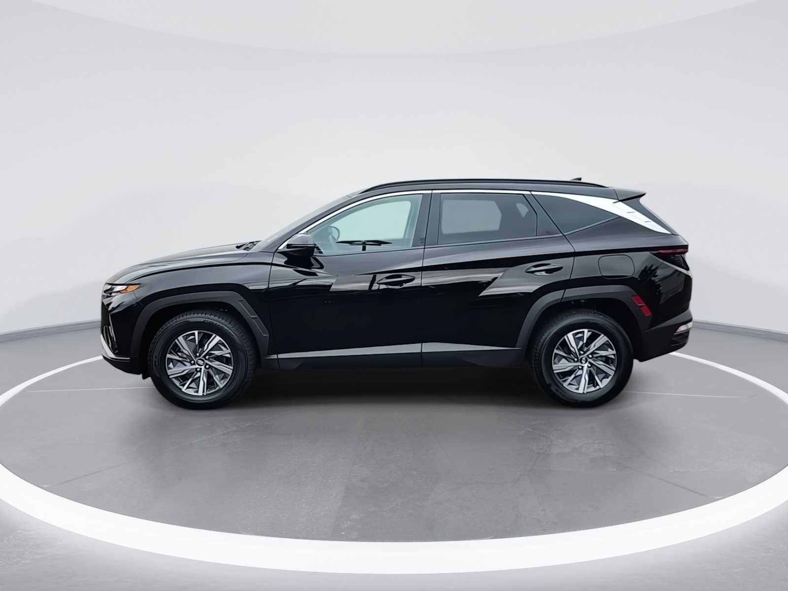 Used 2023 Hyundai Tucson Blue AWD/4WD image 5