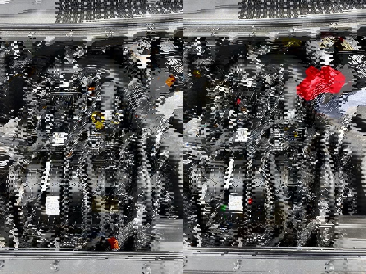 Used 2020 Ford Edge SE image 10