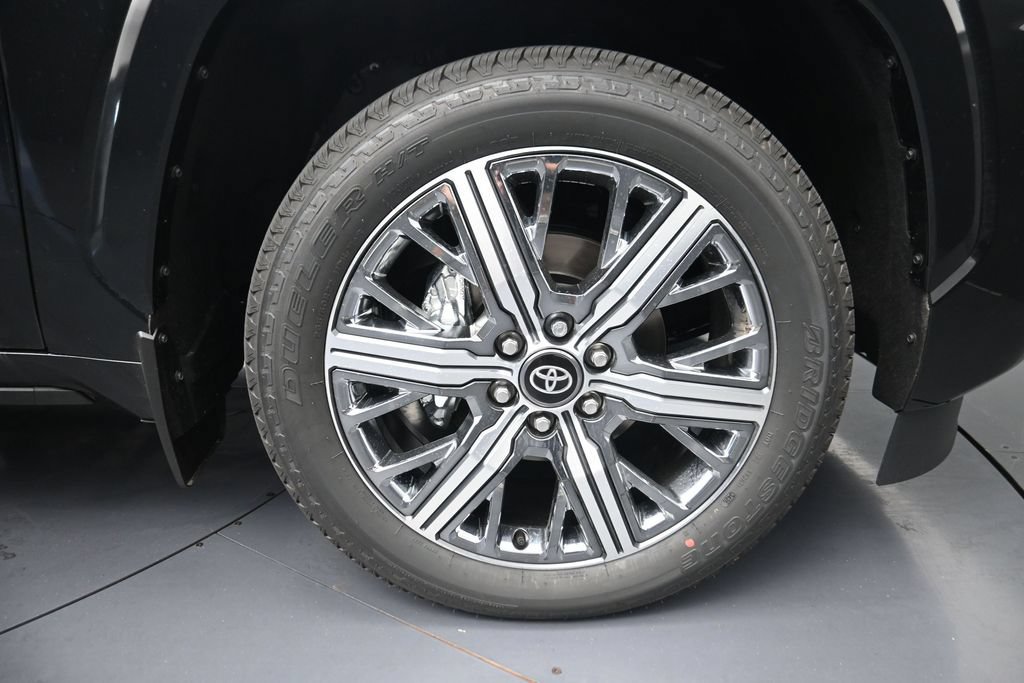 New 2026 Toyota Sequoia Capstone AWD/4WD image 5