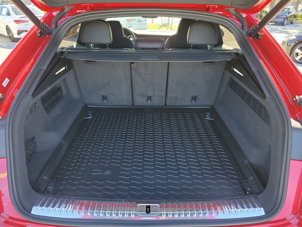 Used 2025 Audi RS Q8 performance image 29