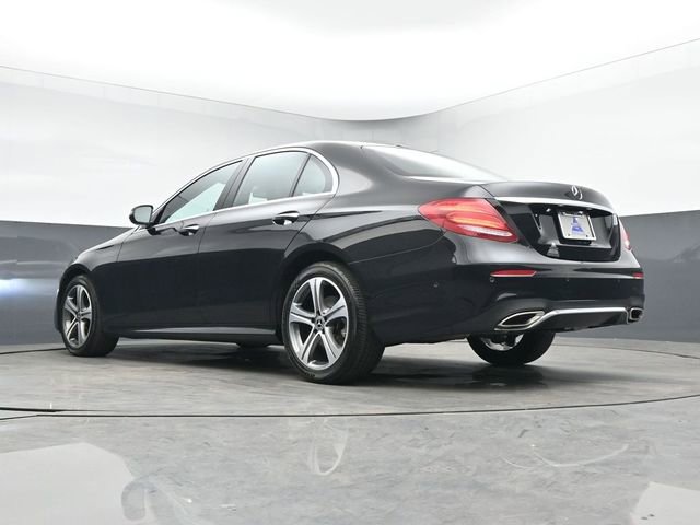Used 2018 Mercedes-Benz E 300 E 300 image 37