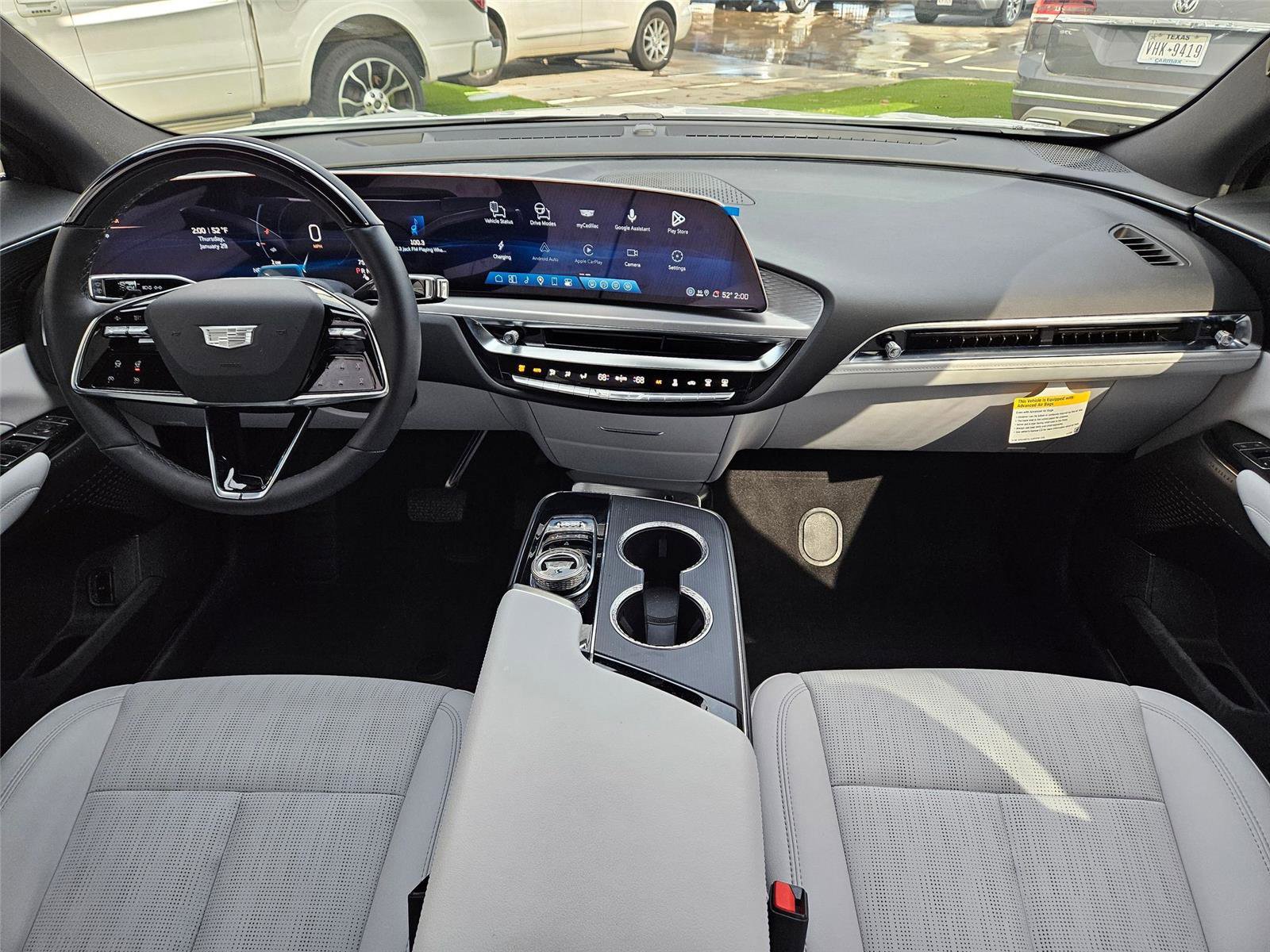 New 2026 Cadillac Lyriq Luxury w/ LPO, Floor Liner Package AWD/4WD image 10