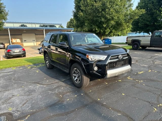Used 2023 Toyota 4Runner TRD Off-Road Premium w/ Moonroof Package AWD/4WD image 1