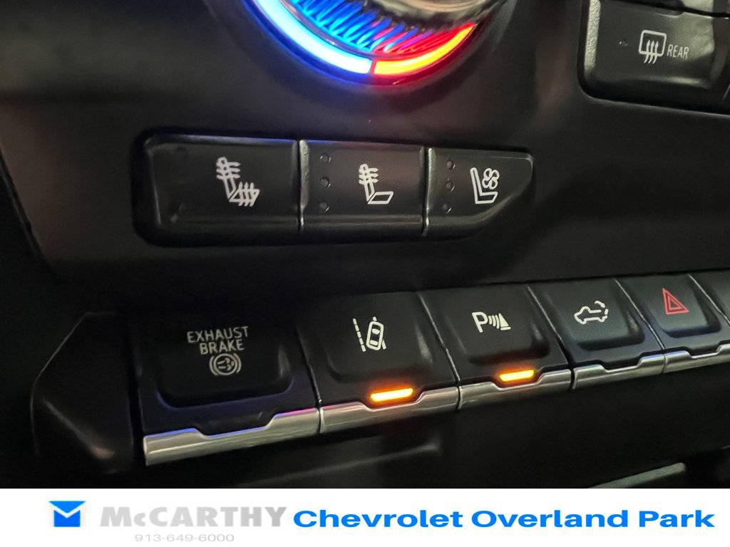 Used 2020 GMC Sierra 3500 Denali w/ Denali Ultimate Package AWD/4WD image 26