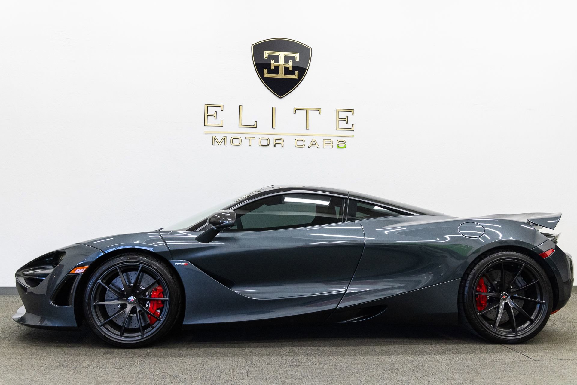 Used 2018 McLaren 720S Performance image 2