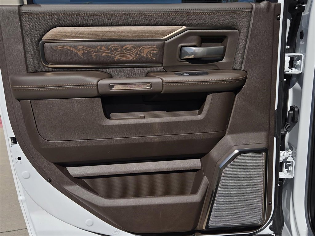 New 2026 RAM 3500 Longhorn image 13