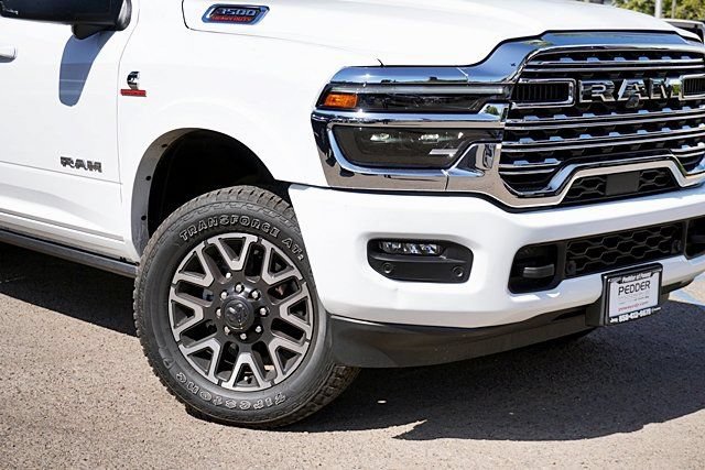 Used 2025 RAM 3500 Longhorn AWD/4WD image 4