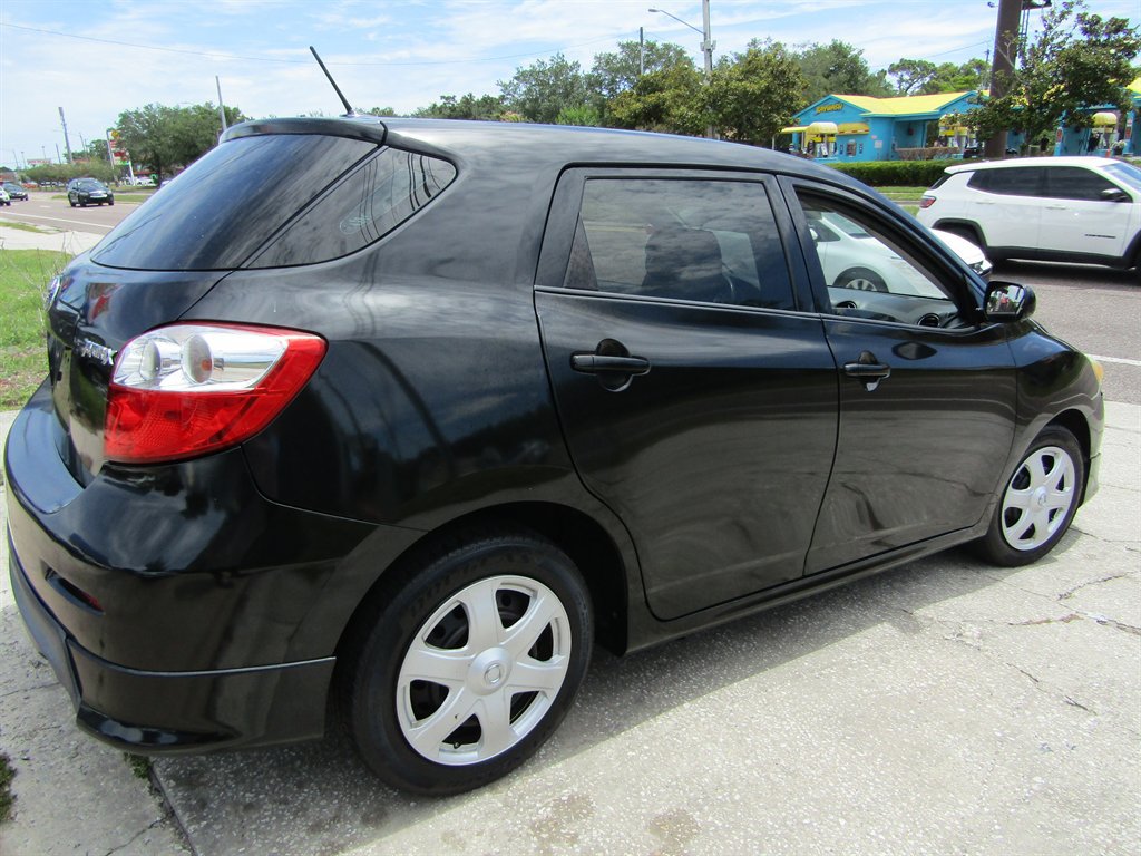 Used 2009 Toyota Matrix FWD image 4