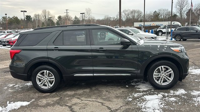 Used 2023 Ford Explorer XLT image 27