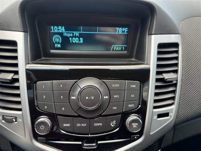 Used 2012 Chevrolet Cruze LT FWD image 18