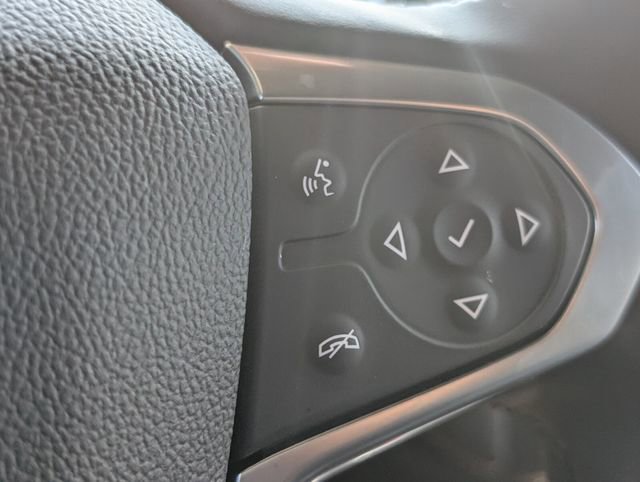 Certified 2023 Chevrolet Traverse Premier FWD image 33