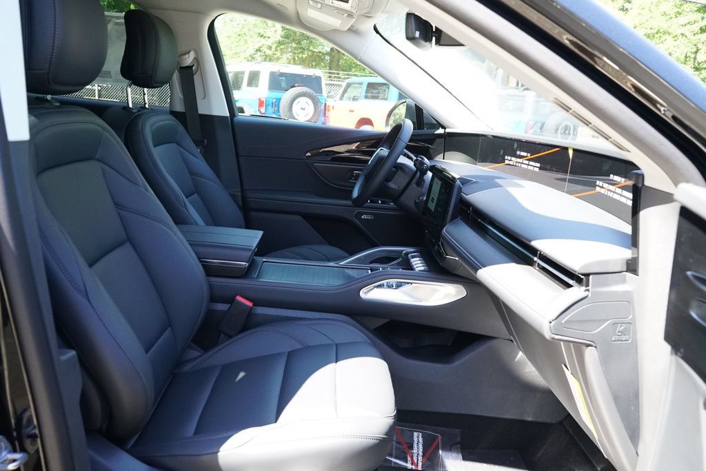 New 2026 Lincoln Nautilus Premier w/ Equipment Group 102A AWD/4WD image 9