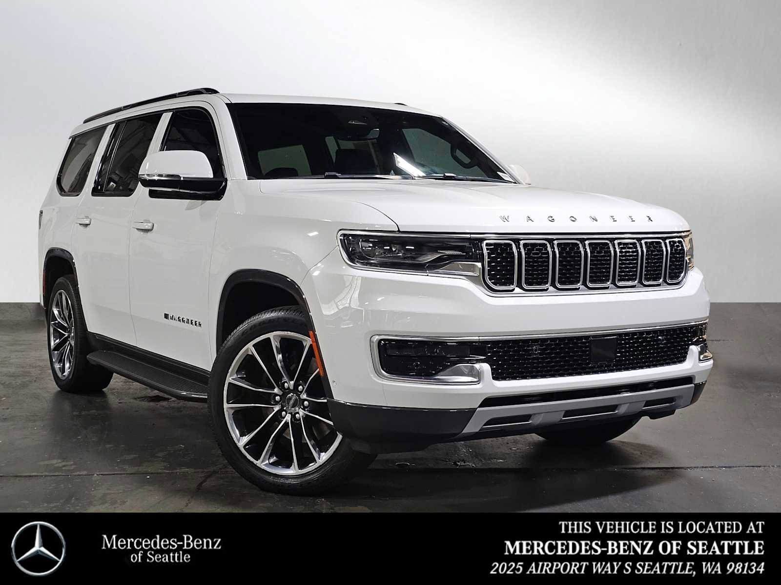 Used 2022 Jeep Wagoneer Series II w/ Premium Group I AWD/4WD image 1