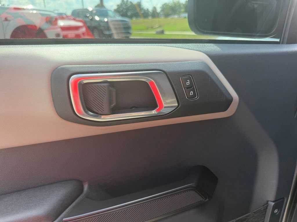 Used 2024 Ford Bronco Wildtrak AWD/4WD image 15