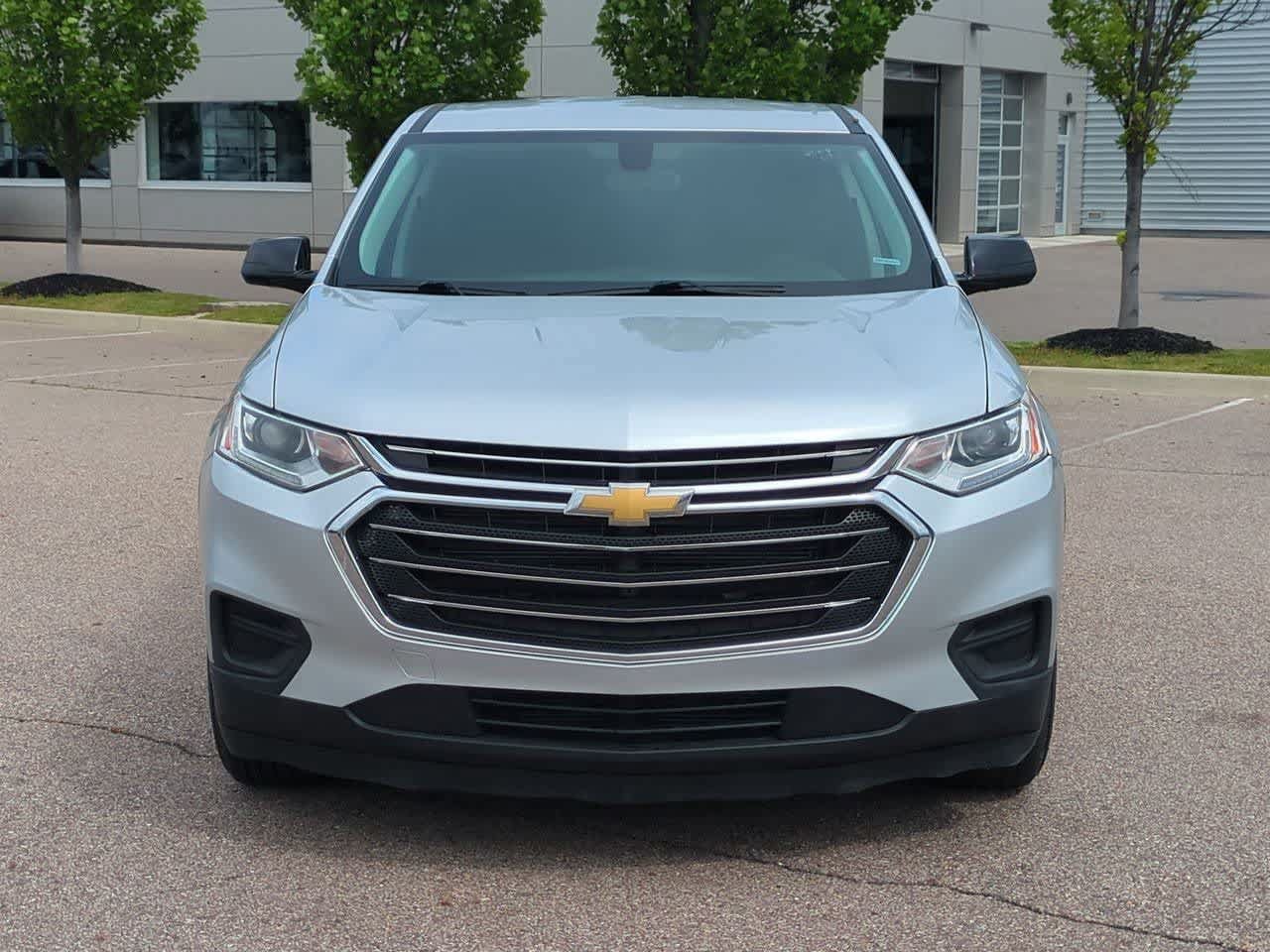 Used 2019 Chevrolet Traverse LS FWD image 9