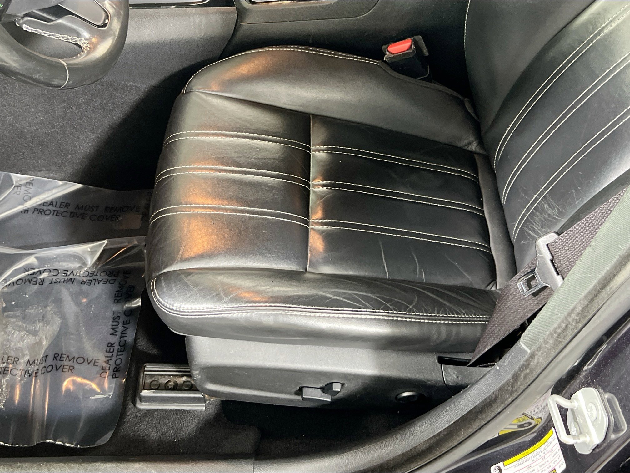 Used 2019 Chrysler 300 S image 18