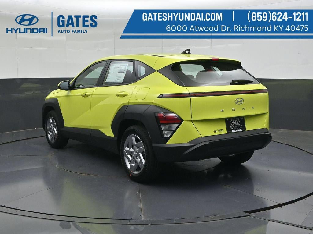 New 2027 Hyundai Kona SE FWD image 8