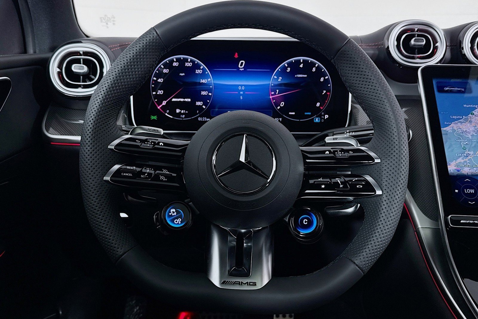 New 2026 Mercedes-Benz GLC 43 AMG 4MATIC Coupe image 17