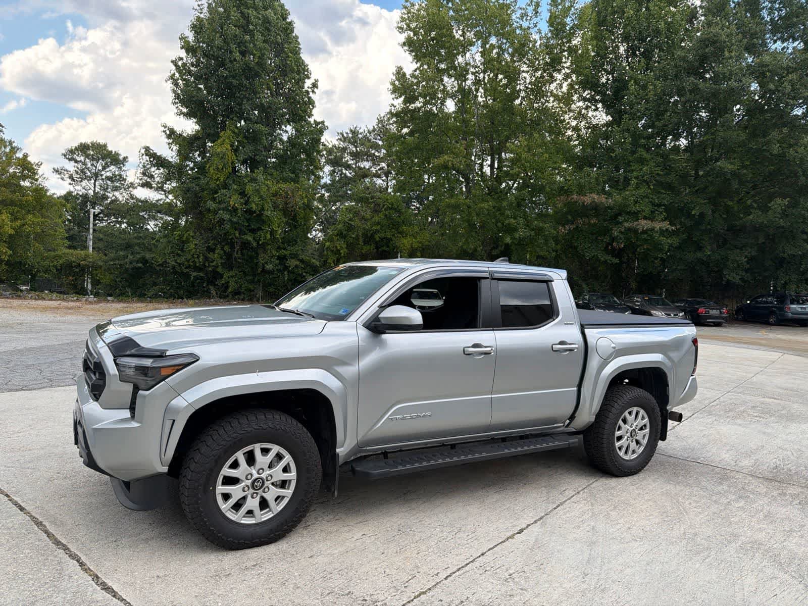 Used 2024 Toyota Tacoma SR5 AWD/4WD image 6