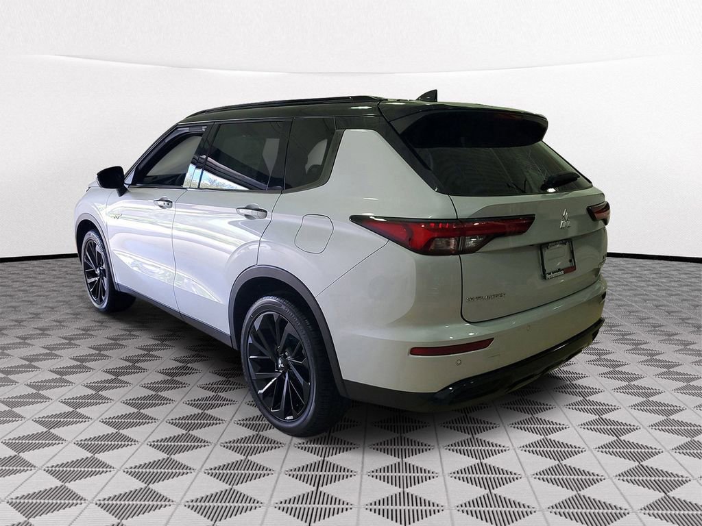 New 2025 Mitsubishi Outlander SEL Black Edition image 4