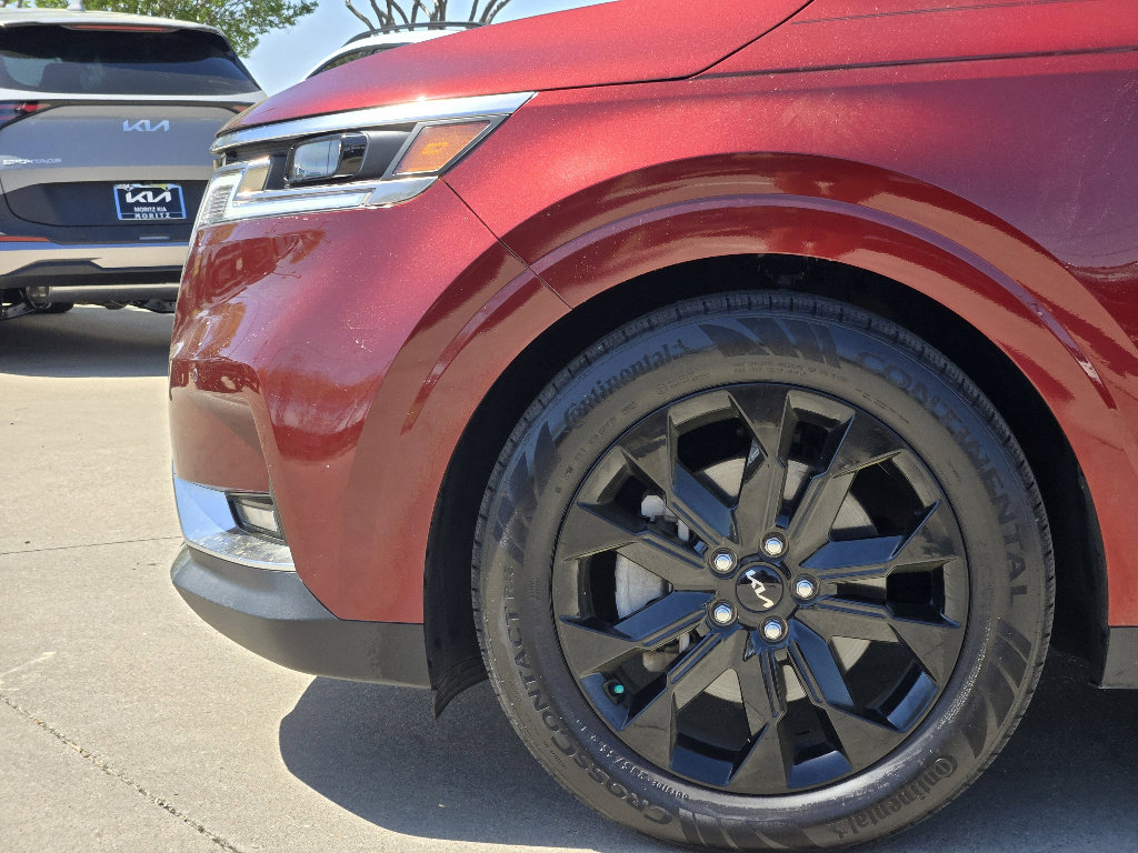 Certified 2022 Kia Carnival SX image 14