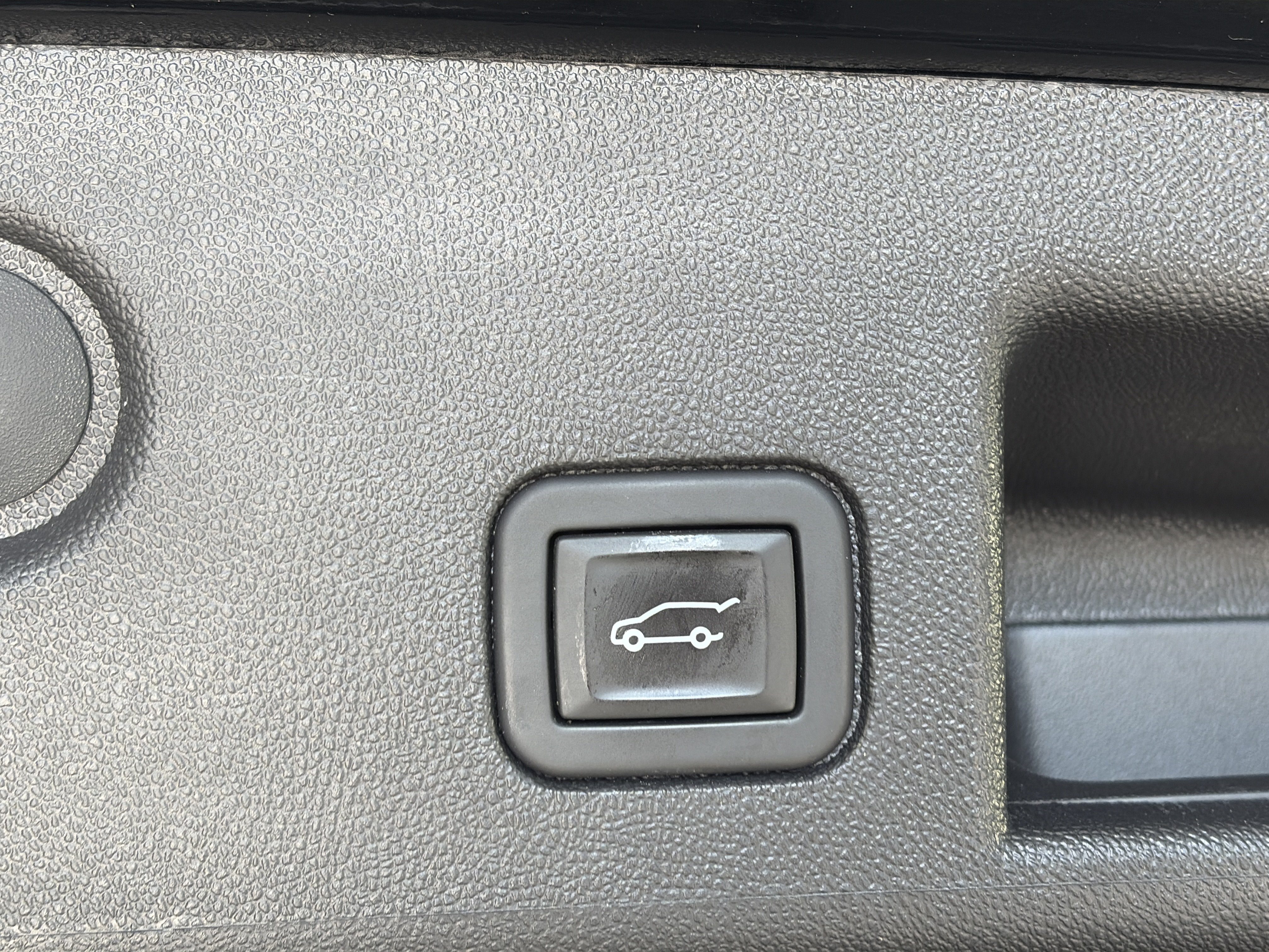 Used 2024 Chevrolet Equinox LT AWD/4WD image 14