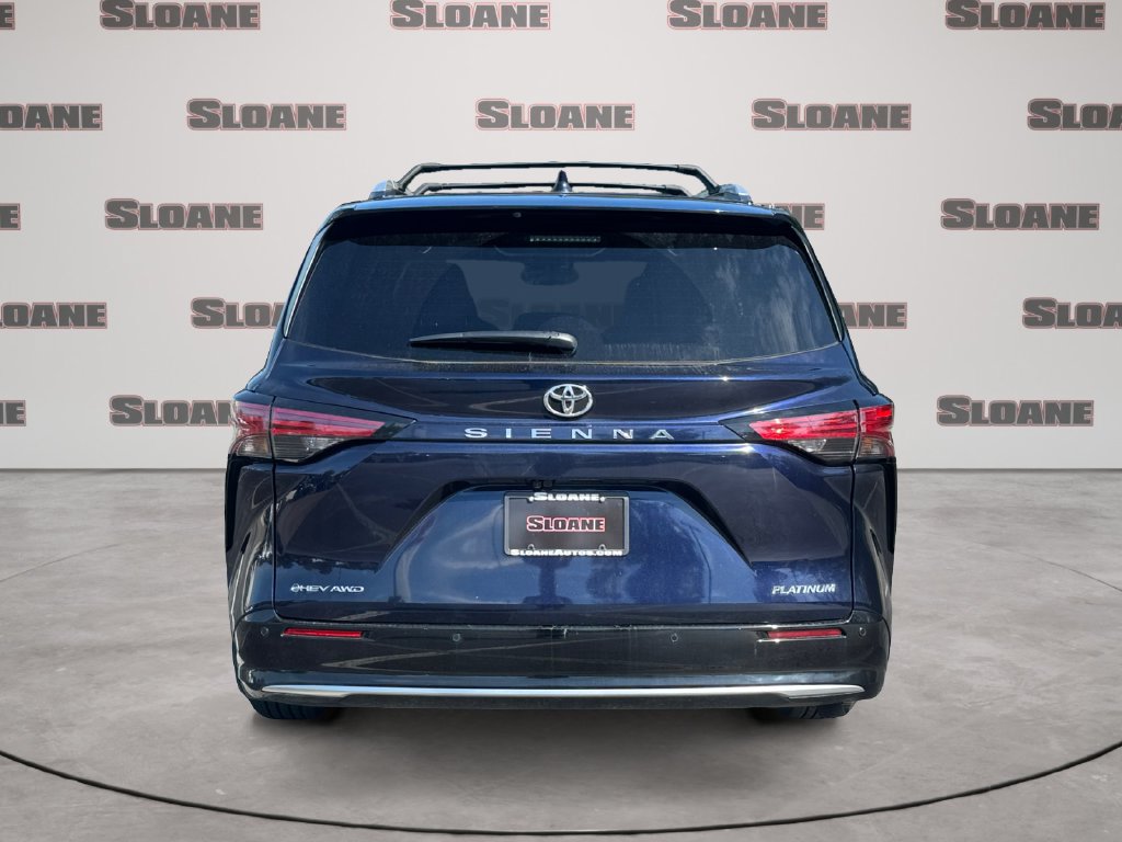 Used 2026 Toyota Sienna Platinum AWD/4WD image 4