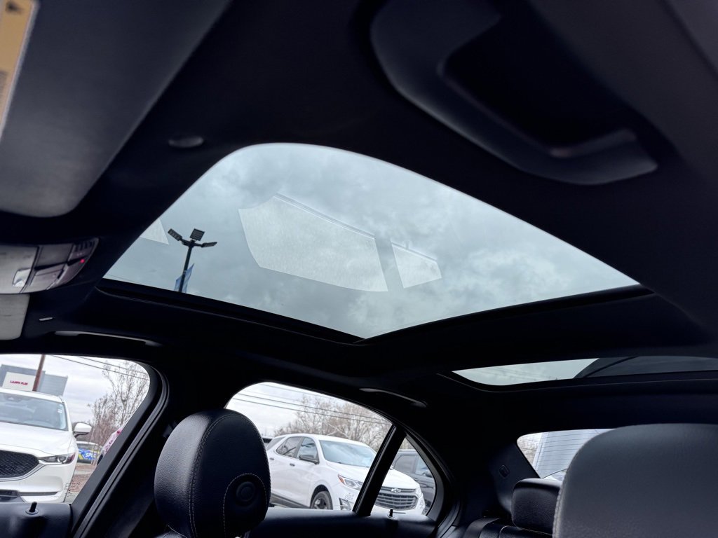 Used 2020 Mercedes-Benz C 300 Sedan image 29