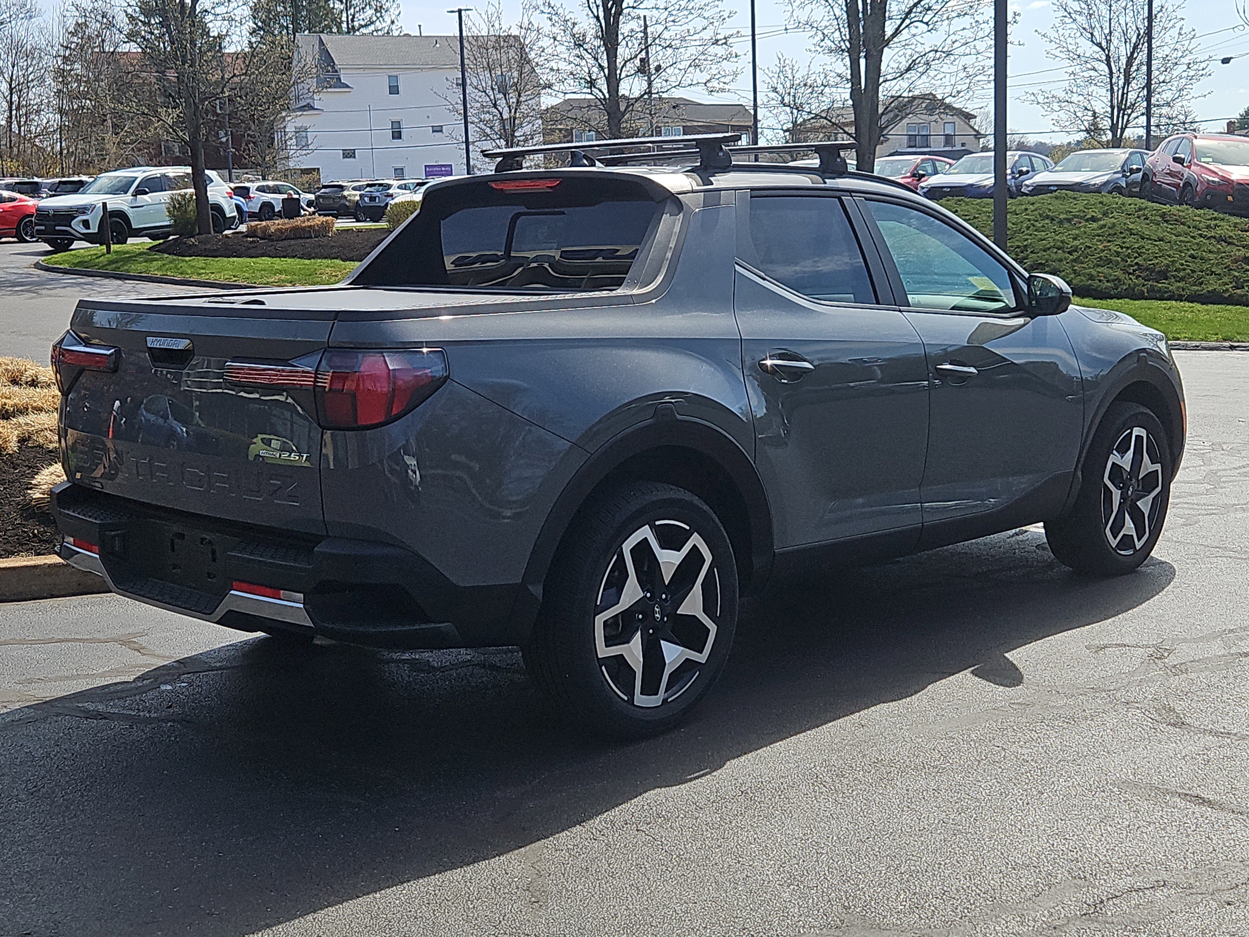 Used 2024 Hyundai Santa Cruz Limited image 2