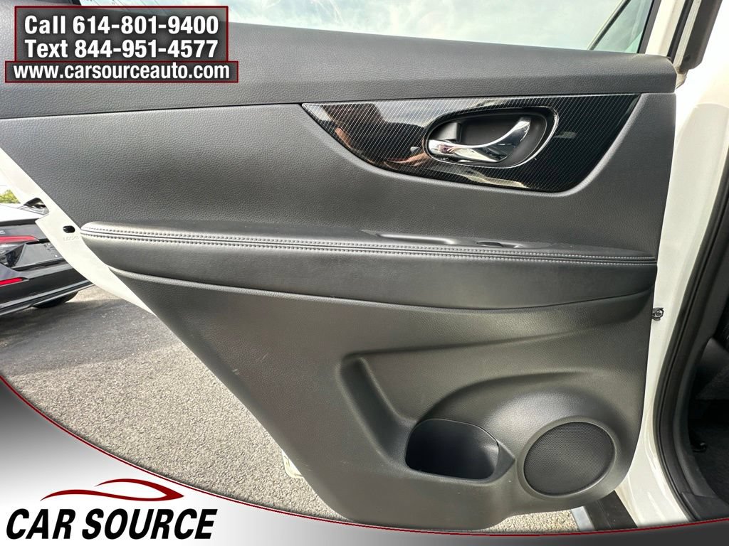 Used 2017 Nissan Rogue SL w/ SL Premium Package AWD/4WD image 22
