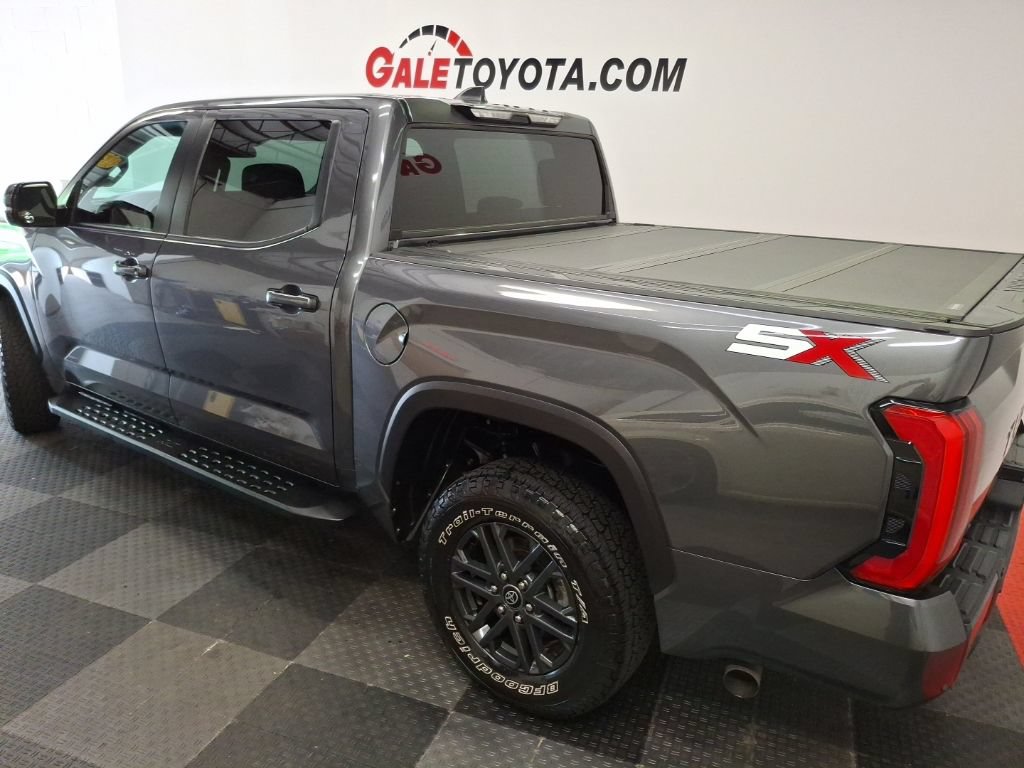 Used 2025 Toyota Tundra SR5 w/ SR5 Convenience Package AWD/4WD image 10