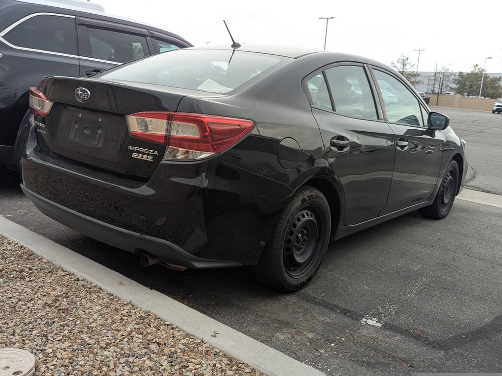 Used 2017 Subaru Impreza 2.0i AWD/4WD image 4