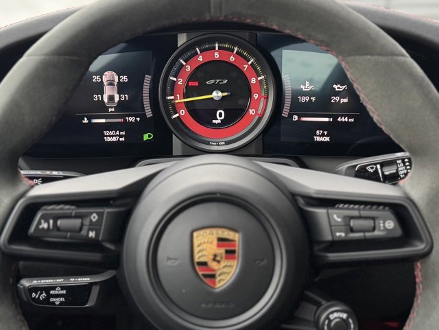 Certified 2022 Porsche 911 GT3 image 17