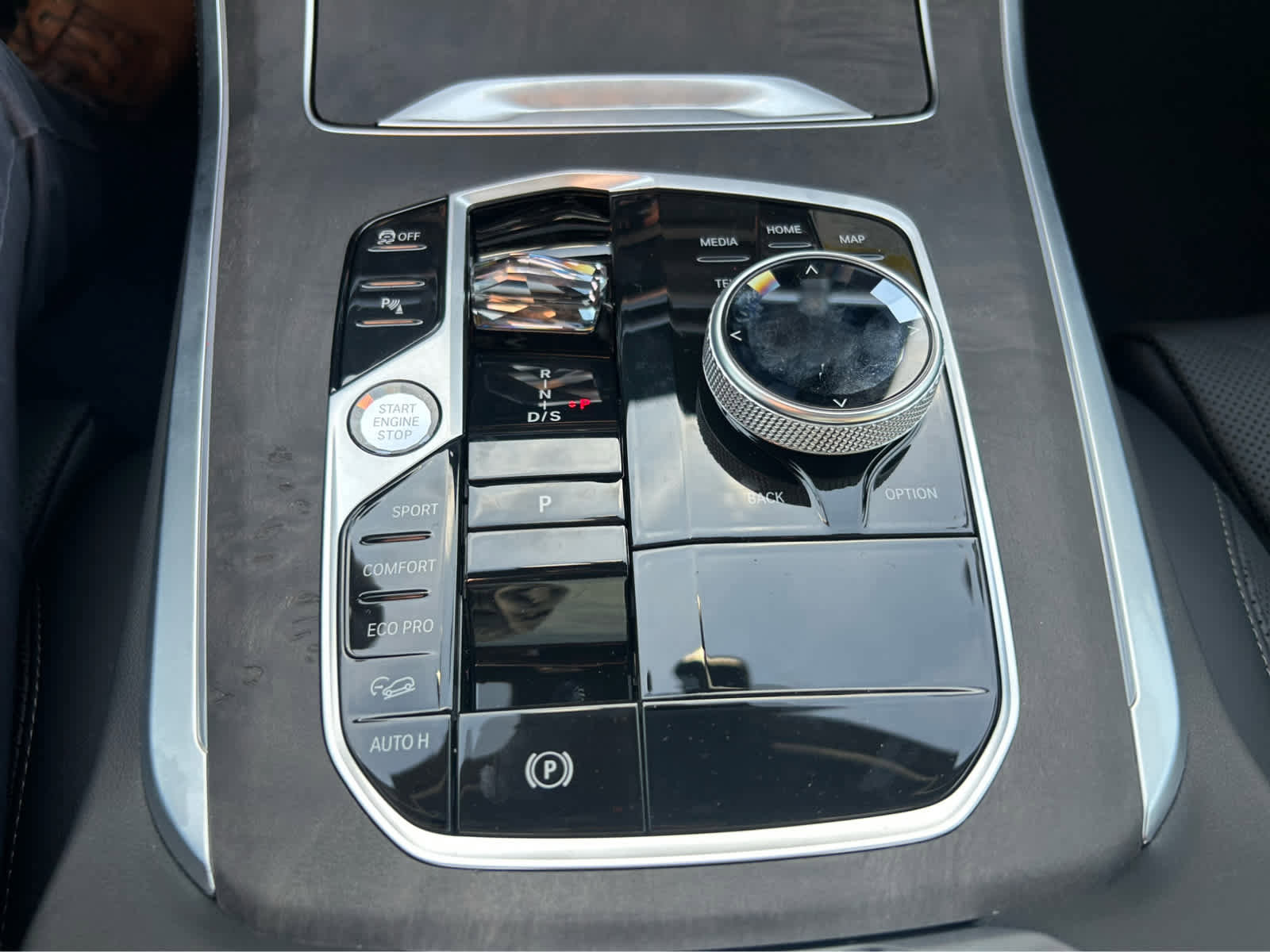 New 2026 BMW X5 M60i image 25