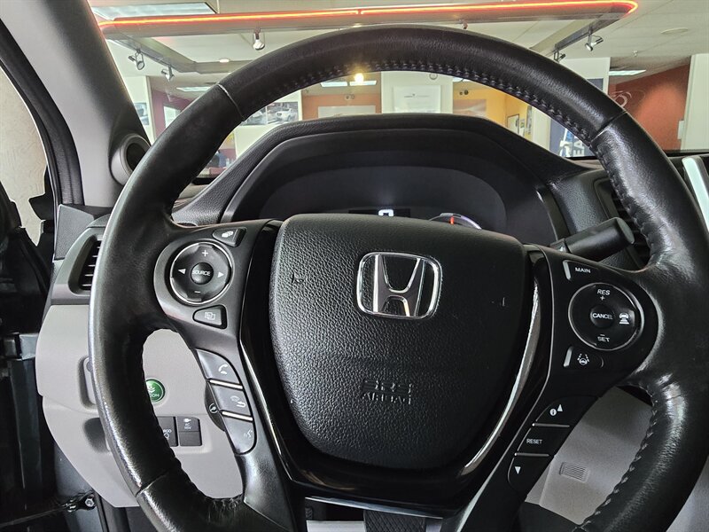 Used 2019 Honda Ridgeline RTL-E image 25