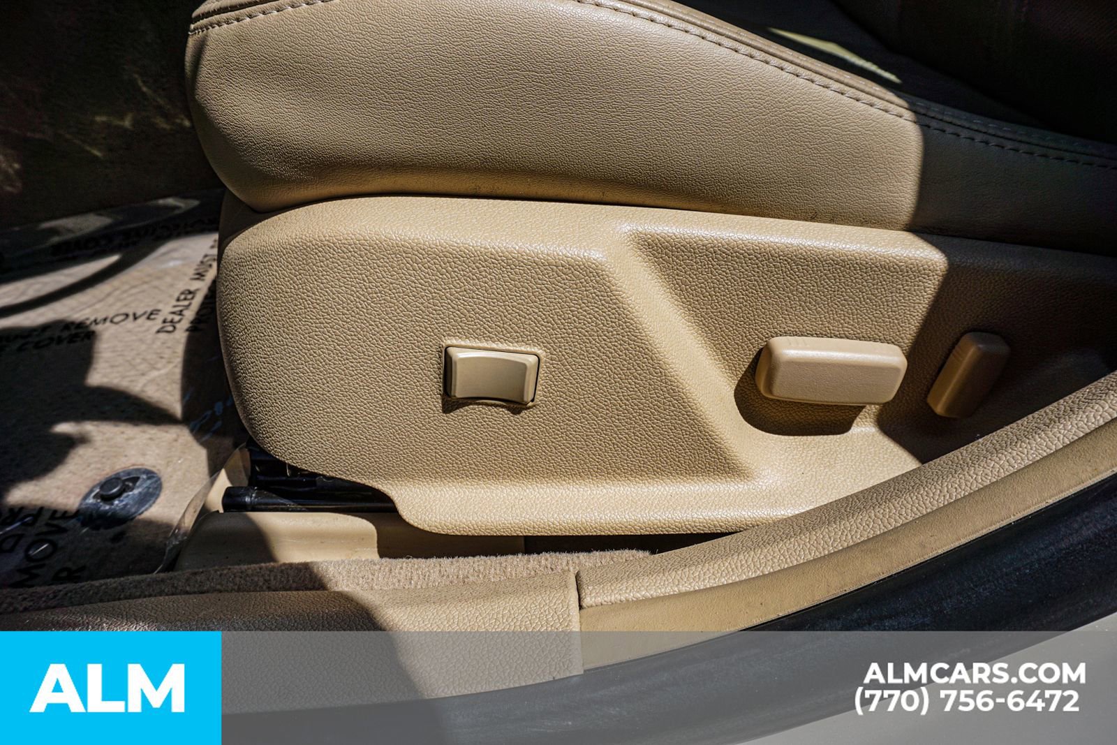 Used 2011 Cadillac CTS Luxury RWD image 34