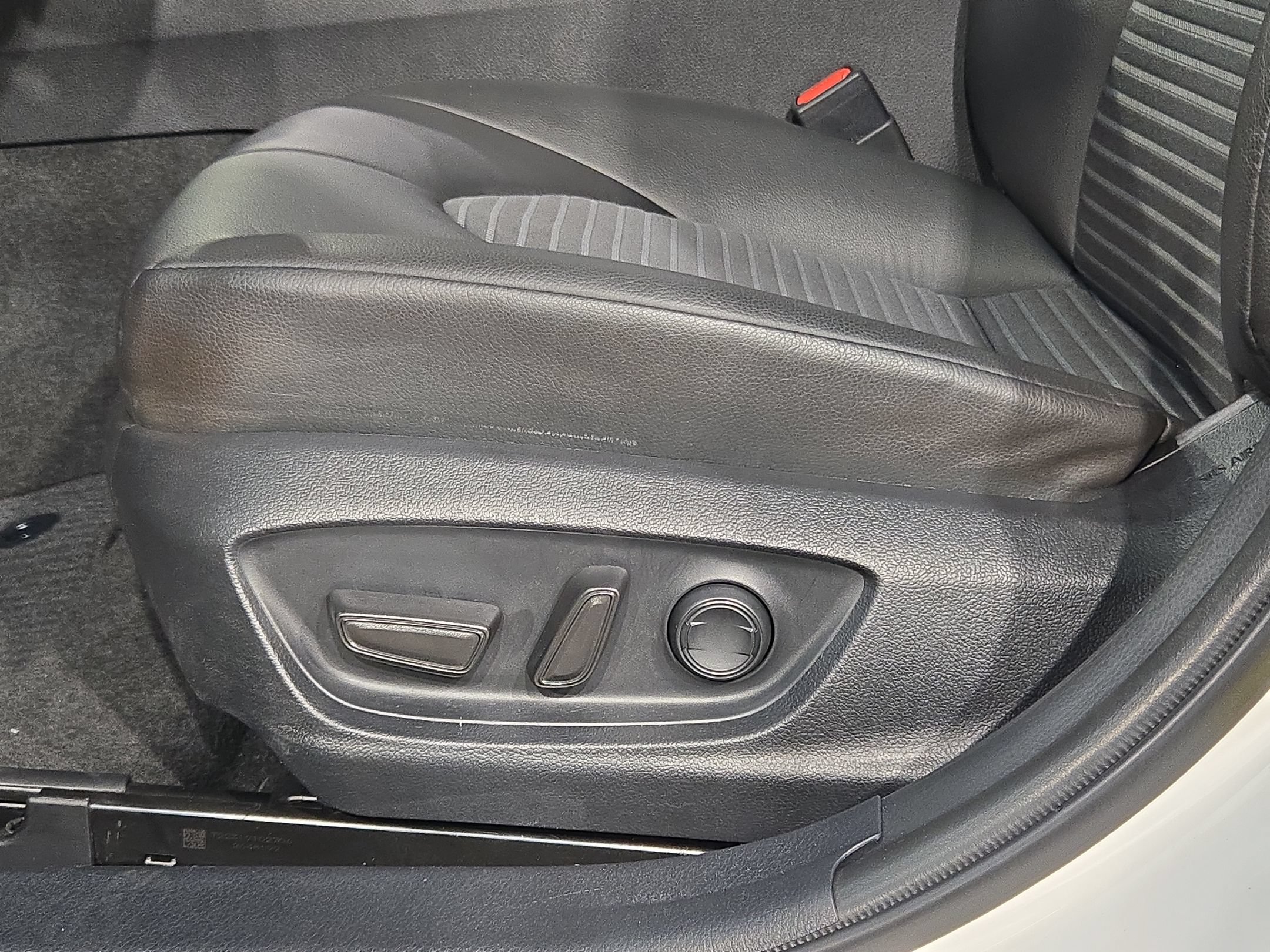 Used 2023 Toyota Camry SE FWD image 22