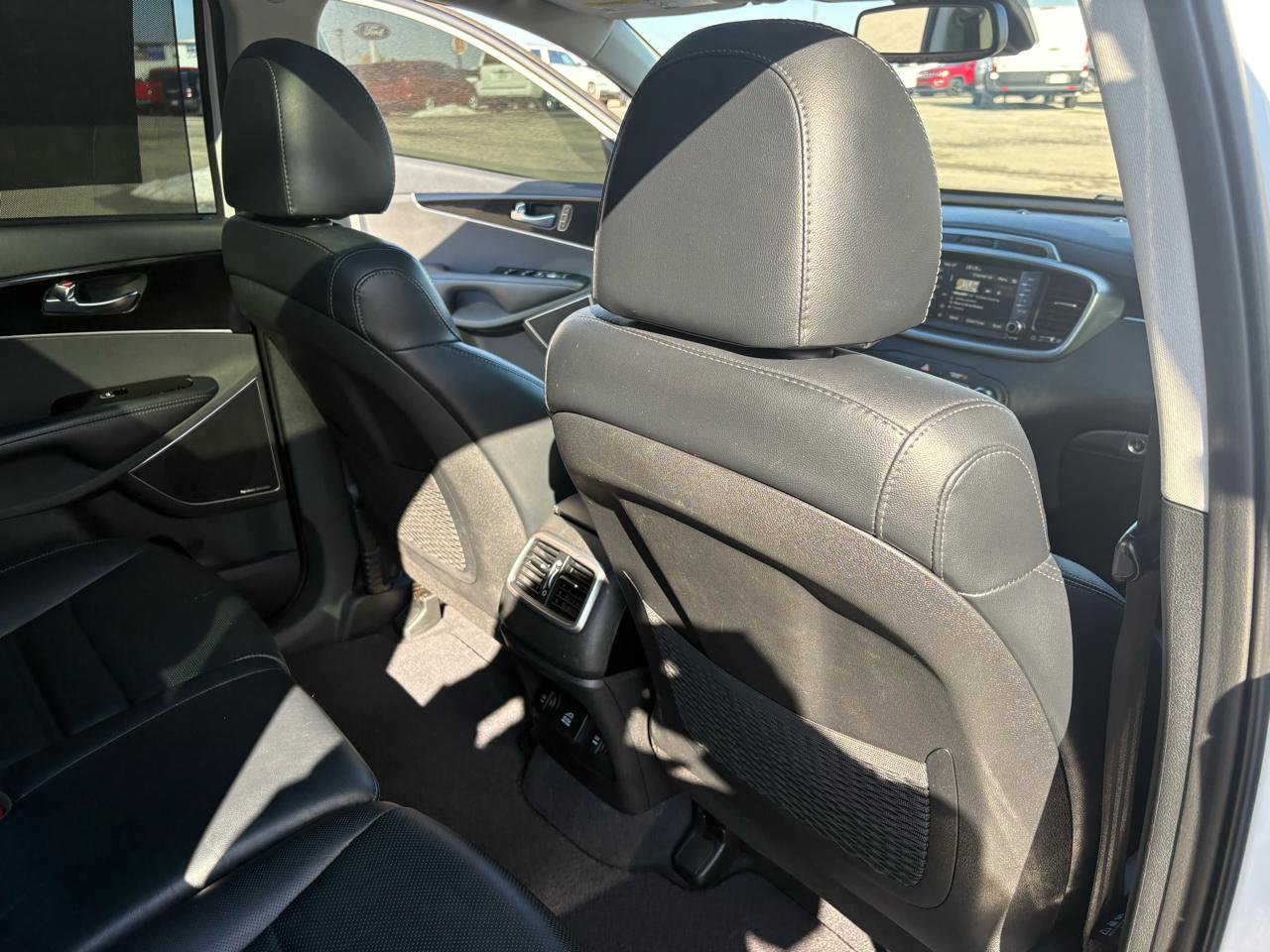 Used 2019 Kia Sorento SX w/ SX Touring Package image 47