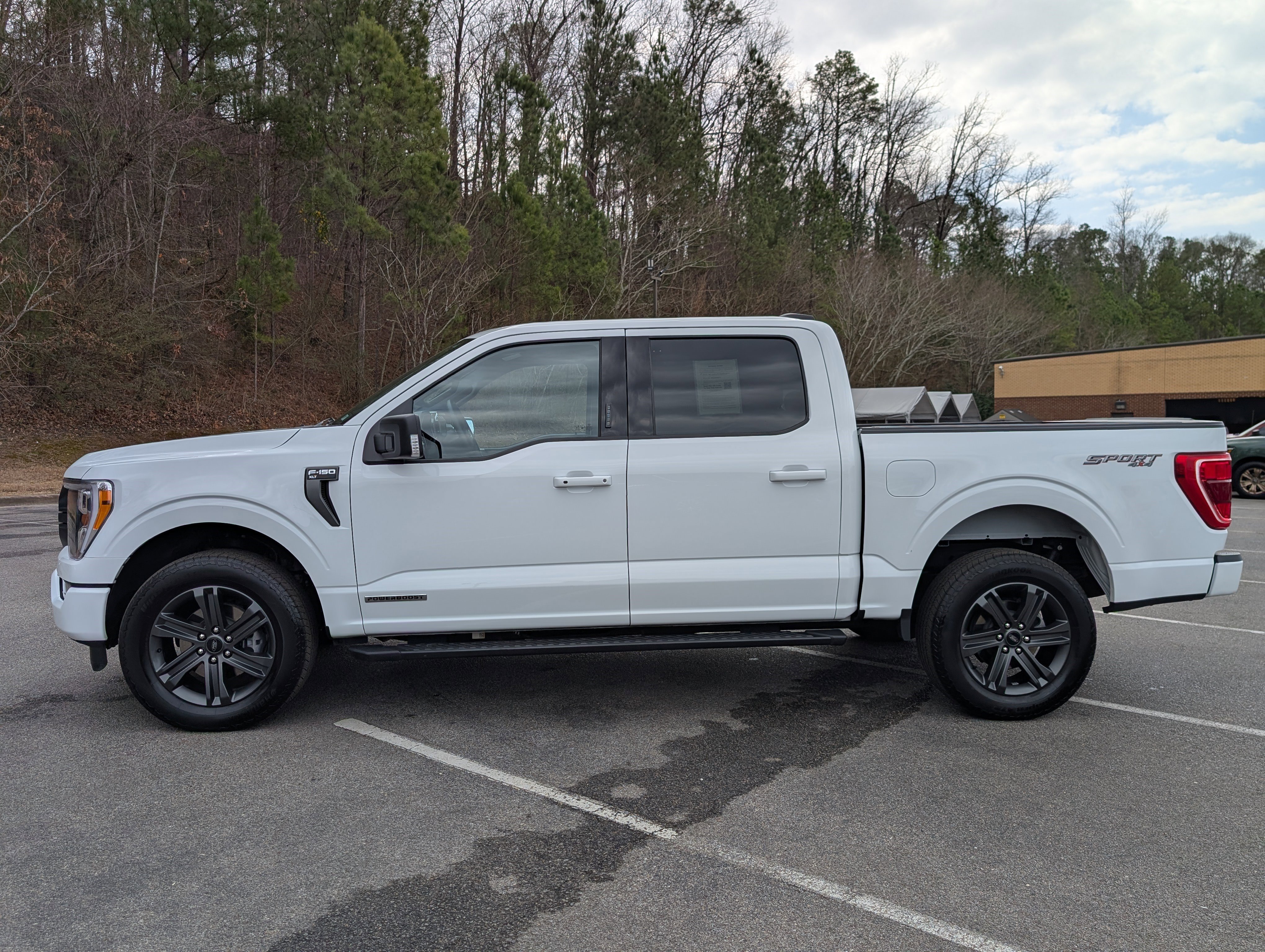 Used 2023 Ford F150 XLT w/ Equipment Group 302A High AWD/4WD image 6